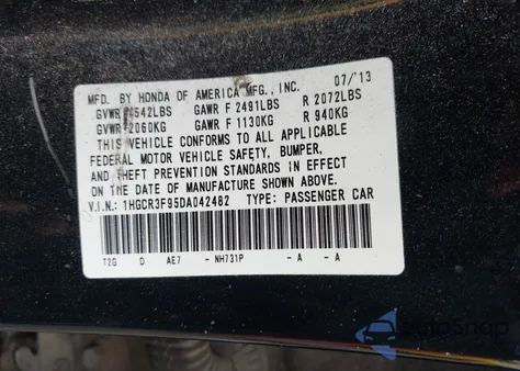2013 Honda Accord Touring z USA, uszkodzony, nr VIN 1HGCR3F95DA042482